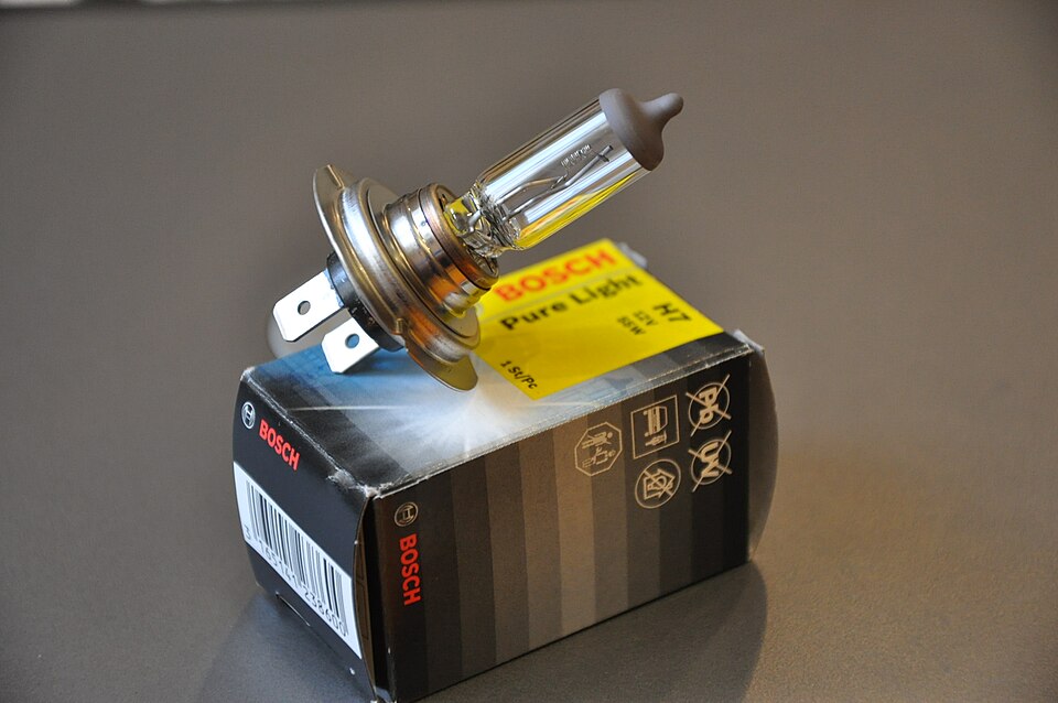 Foto Asli Bohlam Lampu Utama Mobil H7 Halogen